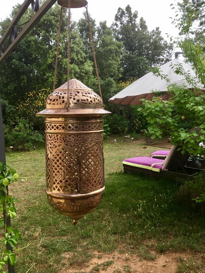Longo Mai Panzió Sillans-la Cascade Kültér fotó